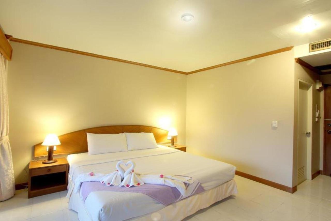 Choophorn House Sha Hotel Pantai Kata Luaran gambar